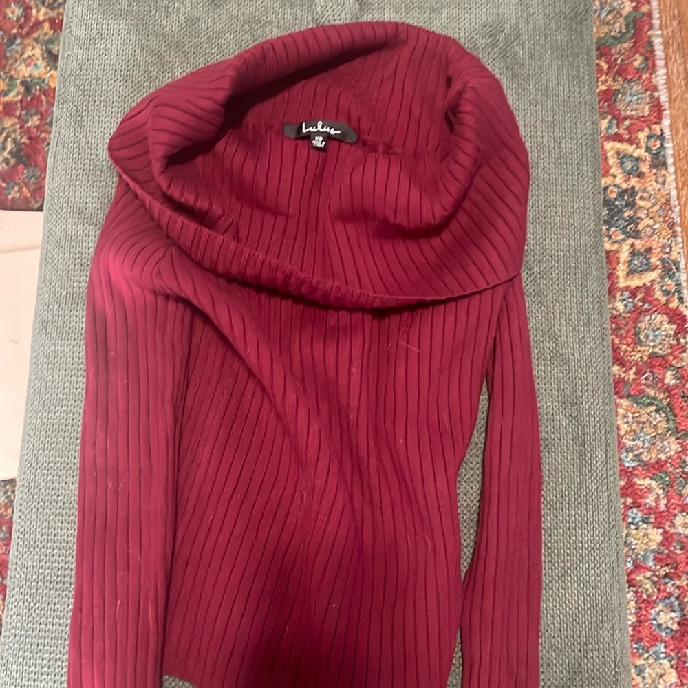 Lulus XS Maroon Long Sleeve off the shoulder Cropped Sweater